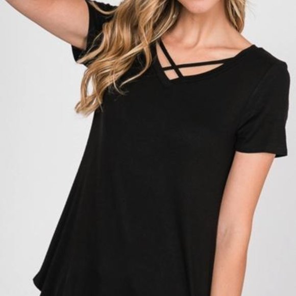 NWT Ultra Essential Black Criss Cross Top
